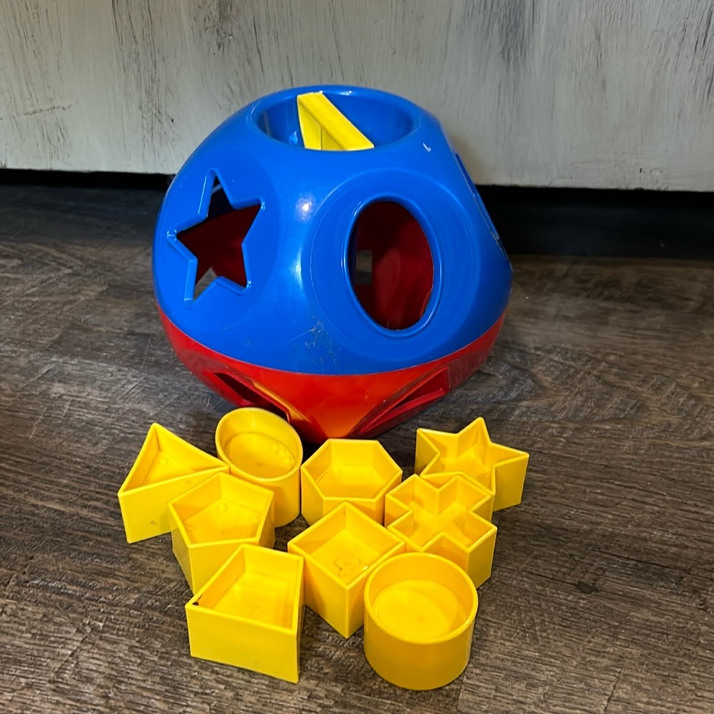 Tupperware shape-o-toy